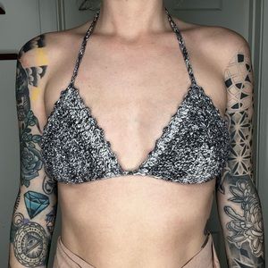 Crochet bikini top grey and white